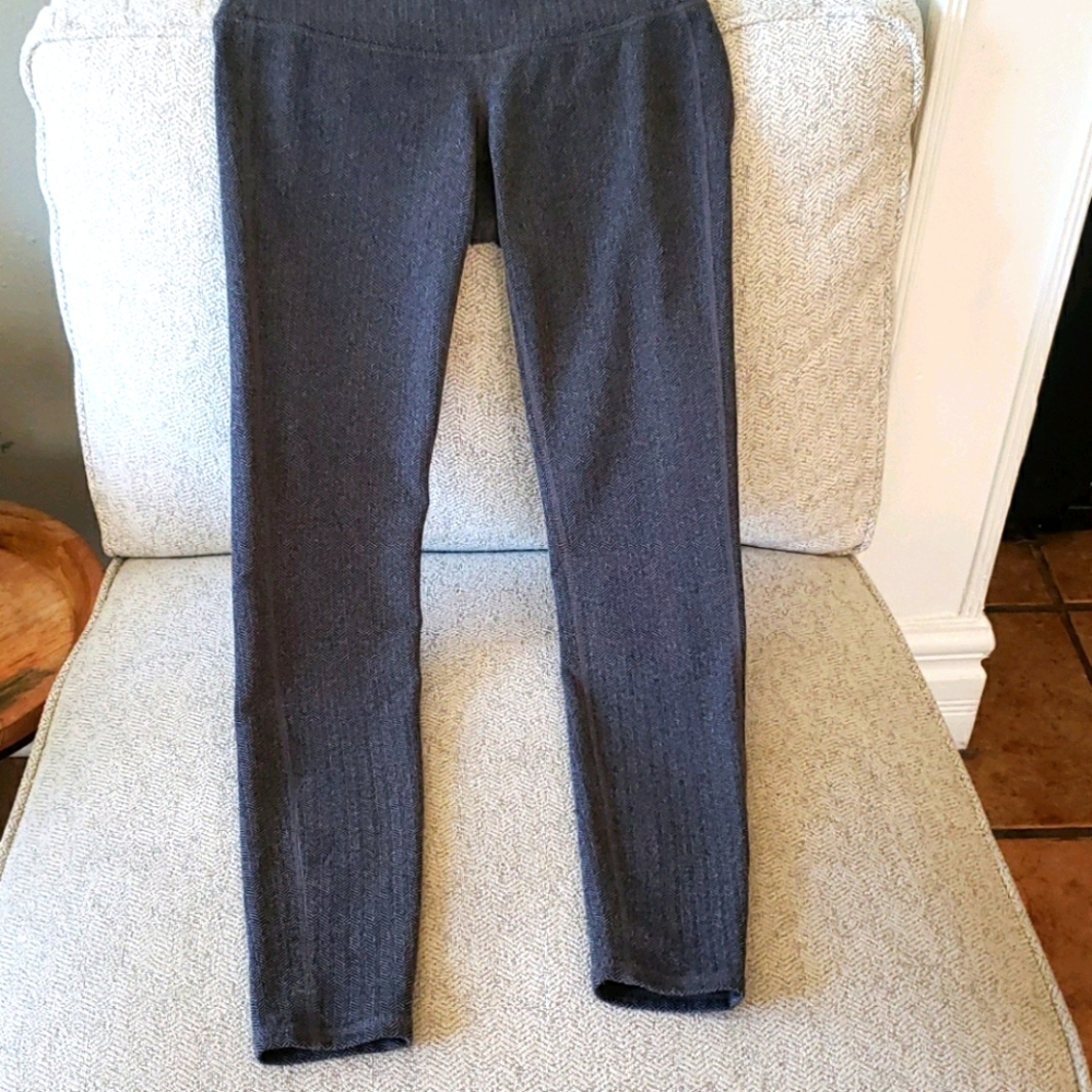Capri Athleta leggings